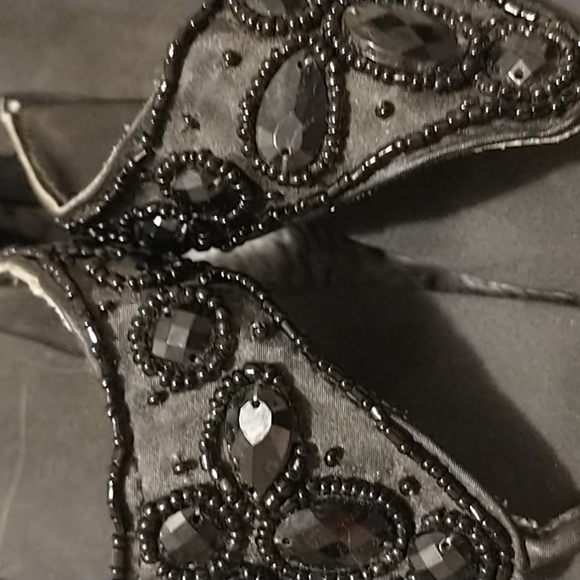 🎈3/$12! Jeweled Thong Sandals! - Picture 6 of 10